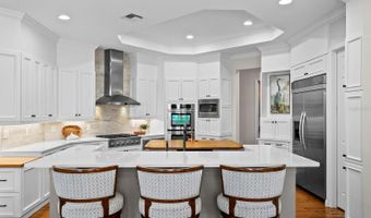 625 BALIBAY Rd, Apollo Beach, FL 33572
