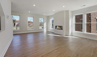 945 SYCAMORE Dr SE, Washington, DC 20032