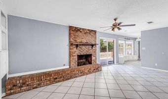 2530 Old Bay Rd, Biloxi, MS 39531