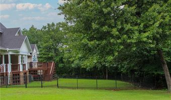 2 Ewes Ln, Bella Vista, AR 72715