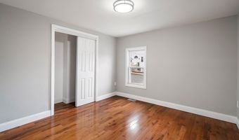 271 Barbara Pl, Aberdeen, NJ 07747