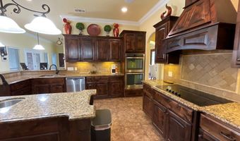 1622 Red Oak Ln, Andrews, TX 79714