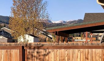 39 Harmony St, Buffalo, WY 82834