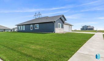 1528 W Autumn Cir, Brandon, SD 57005