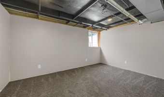 504 S Linn St, Anamosa, IA 52205