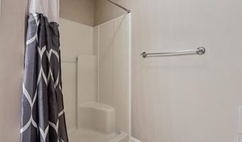 5524 STONECROFT Ln, Allentown, PA 18106