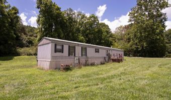941 E Clayton Rd, Alderson, WV 24910