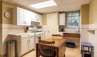37 Yearling Run Rd, Bourne, MA 02532