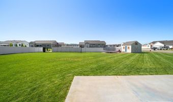 3814 Hazelwood Way, Ammon, ID 83406