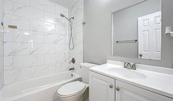 6228 Florida Cir W, Apollo Beach, FL 33572