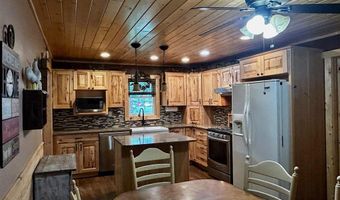 401 S 7th St, Basin, WY 82410