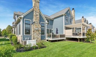 821 GREENWICH Dr, Ambler, PA 19002