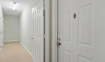 6767 Meadow Creek Dr 104, Columbus, OH 43235