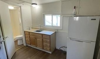 36 Dewey St, Ashland, OR 97520