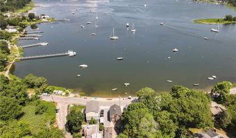 22 Harrison St, Bristol, RI 02809
