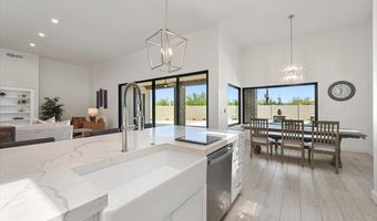 6027 E WILDCAT Dr, Cave Creek, AZ 85331