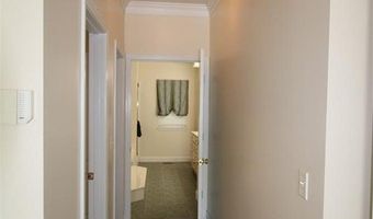 320 Remington Way Dr, Ballwin, MO 63021