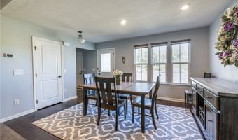 820 Sunrise Cir, Aurora, OH 44202