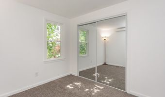 22 Frenier Ave 9, Attleboro, MA 02703
