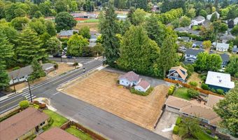 2696 SE LAKE Rd, Milwaukie, OR 97222