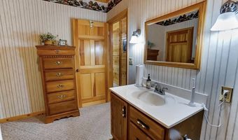 1764 County Road 66 Rd, Auburn, IN 46706