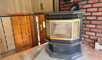 513 Delaware Ave, Andes, NY 13731