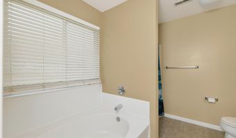 1068 Summerlake Dr, Alexandria, KY 41001