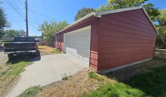 2514 Newton Ave, Cody, WY 82414