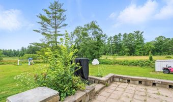734 High St, Candia, NH 03034