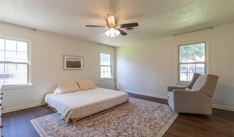 2032 Regent Dr, Abilene, TX 79605