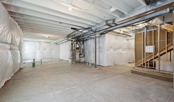 1860 Chaffee Crest Dr, Berthoud, CO 80513