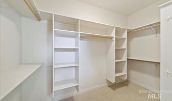 5201 N Stinger St, Boise, ID 83703
