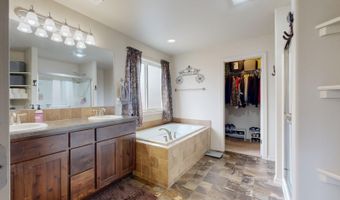 405 Capri Ct, Benton City, WA 99320