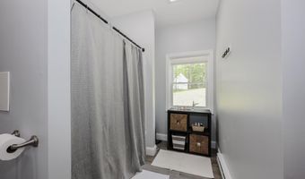 34 Nottingham Rd, Canterbury, NH 03224