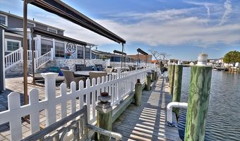 21 Drake Dr, Bayville, NJ 08721