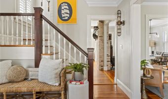 21 John St, Newport, RI 02840