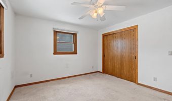 2405 N ERB St, Appleton, WI 54911