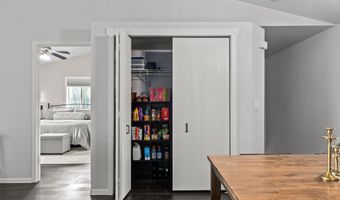 3333 N CASALOMA Dr 9, Appleton, WI 54913