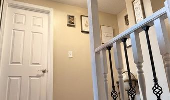 258 Misty Ln, Amherst, NY 14051