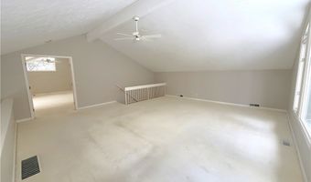 325 Inwood Trl, Aurora, OH 44202