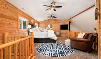 10390 Gamann Dr, Cascade, ID 83611