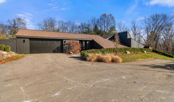 3936 Holden Dr, Ann Arbor, MI 48103