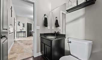 7190 Earhart Rd, Ann Arbor, MI 48105