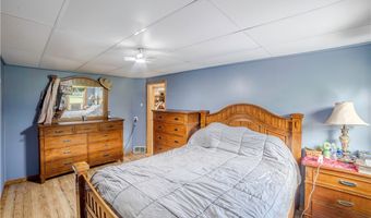 27 Locust St, Alverda, PA 15710