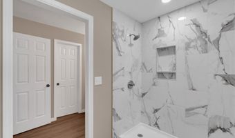 221 Greenland Rd, Anderson, SC 29626