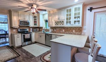 14 MINNIE HA HA Rd, Albrightsville, PA 18210