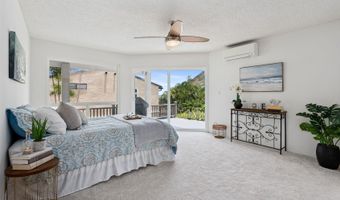 928 Hokulani St, Honolulu, HI 96825