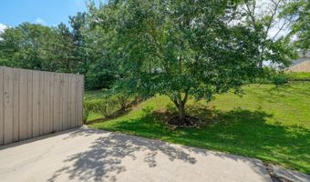 831 Vandenburg Dr, Boiling Springs, SC 29316