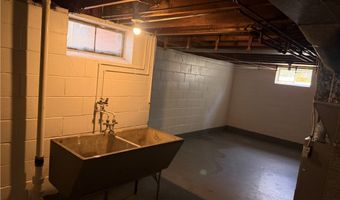 47 Parkgate, Austintown, OH 44515