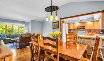 26 Allen Dr, Allentown, NJ 08501